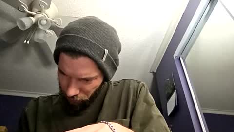 tinyguynicecock online show from April 2, 7:16 am