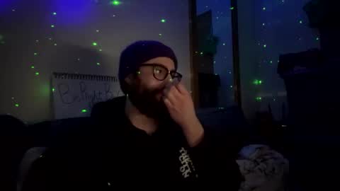 tkerrick28 online show from February 28, 9:08 am