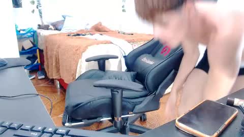 David online show from April 18, 7:40 pm