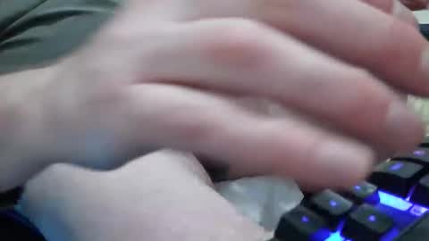 toloneo1 online show from April 5, 12:52 am