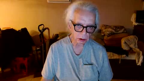 Snapshot of tom112292014 chatting on September 19, 4:13 am tom112292014 online show from September 19, 4:13 am