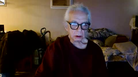 tom112292014 online show from April 17, 12:41 pm