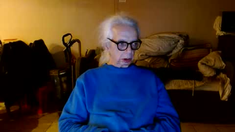 Snapshot of tom112292014 chatting on October 17, 3:10 am tom112292014 online show from October 17, 3:10 am