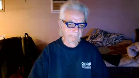 Snapshot of tom112292014 chatting on January 2, 2:57 pm tom112292014 online show from January 2, 2:57 pm