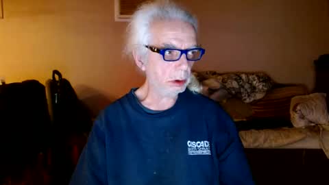 Snapshot of tom112292014 chatting on January 5, 1:03 am tom112292014 online show from January 5, 1:03 am
