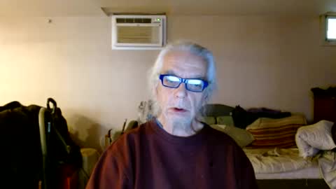 Snapshot of tom112292014 chatting on December 5, 6:56 pm tom112292014 online show from December 5, 6:56 pm