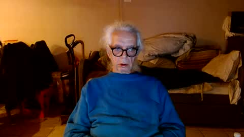 Snapshot of tom112292014 chatting on October 16, 3:03 am tom112292014 online show from October 16, 3:03 am