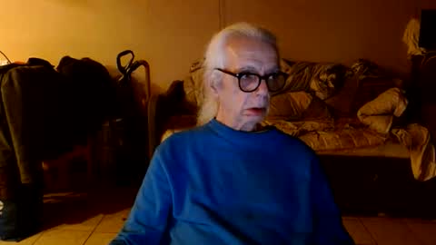 tom112292014 online show from March 25, 2:04 am