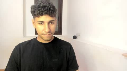 Tom online show from April 16, 4:07 pm