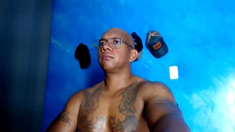 Tom Miller online show from November 15, 3:52 am