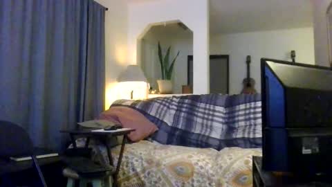 sirmuggsalot online show from April 15, 6:24 am