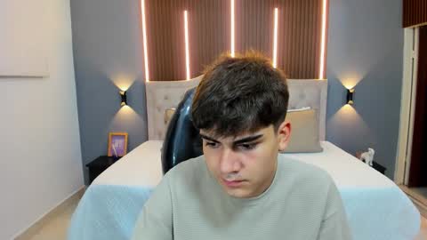 Tommy  online show from November 4, 3:40 am