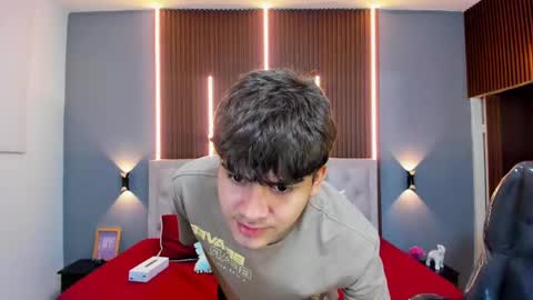 Tommy  online show from October 25, 4:36 am