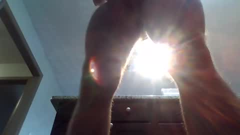 tommy4inch online show from September 24, 4:49 pm