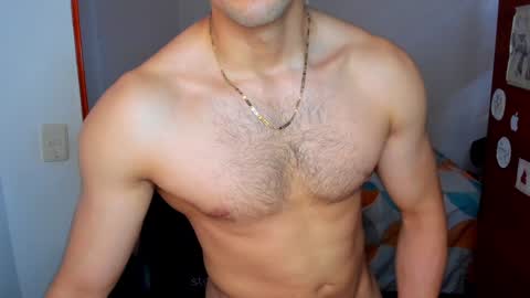 Twitter BreddTommy IG tommy bredd online show from December 19, 7:51 pm