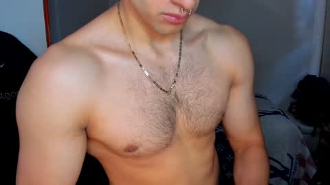 Twitter BreddTommy IG tommy bredd online show from January 19, 4:25 pm