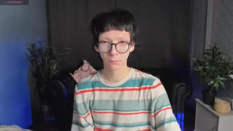 tommy_stars online show from March 7, 5:49 am