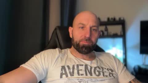 Thomas Fit online show from March 30, 8:10 pm