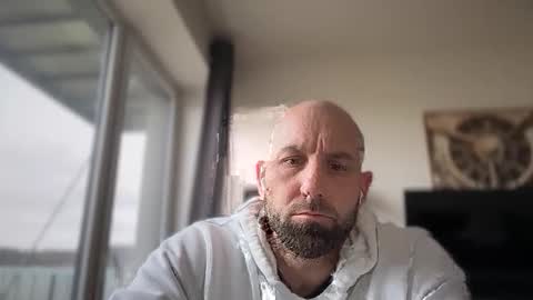 Thomas Fit online show from March 26, 12:42 pm