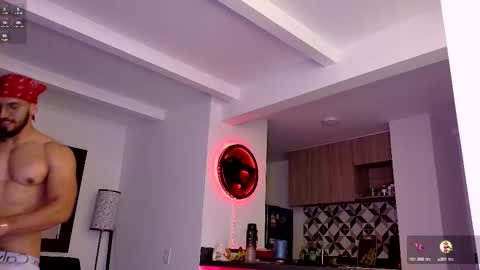 tony muscle1 online show from October 15, 11:01 pm