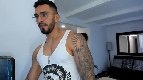 tony muscle1 online show from February 24, 10:36 pm