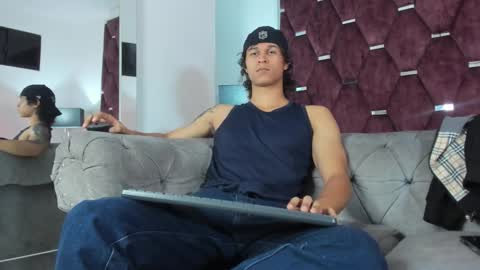 Tony Benedetti online show from March 12, 9:00 pm