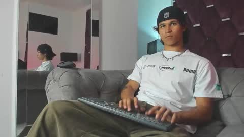 Tony Benedetti online show from February 22, 8:43 pm