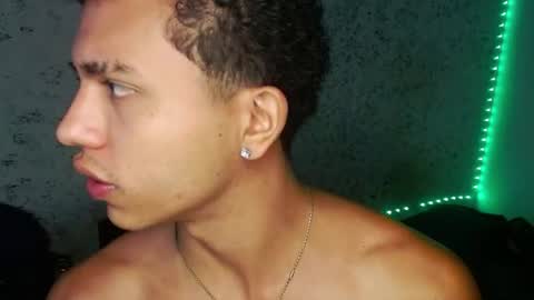 tonydesire_ online show from July 12, 12:34 am