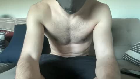 tonyshoots online show from February 10, 11:20 pm