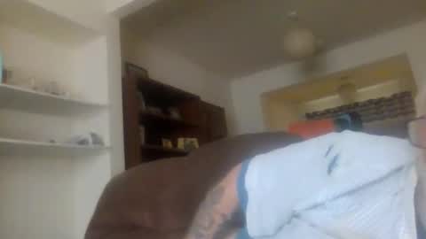 topfoxs30 online show from April 1, 3:53 pm