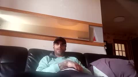 torontosee online show from June 1, 6:52 pm