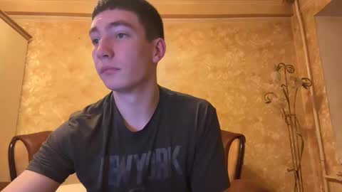 Max online show from November 7, 7:50 pm