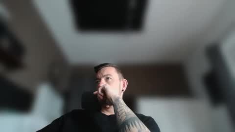 tox123673238 online show from April 13, 11:11 am