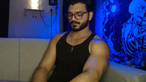 travisandnina online show from February 25, 2:40 pm