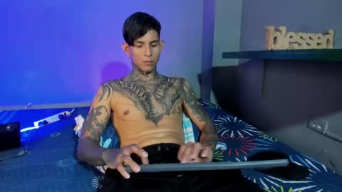 Snapshot of travistanner28 chatting on September 18, 12:56 am TRAV - INDEPENDENT MODEL online show from September 18, 12:56 am