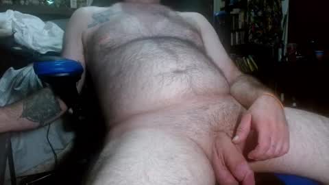 Snapshot of treasured_trash chatting on October 1, 6:17 am Dilly Dally online show from October 1, 6:17 am
