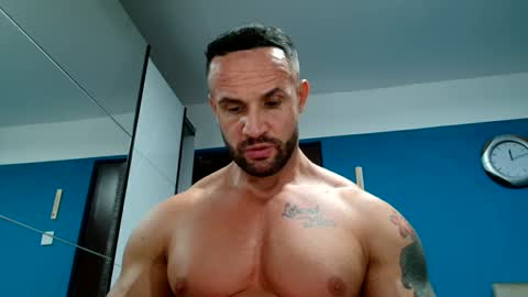 tridentmuscles online show from December 17, 10:11 pm