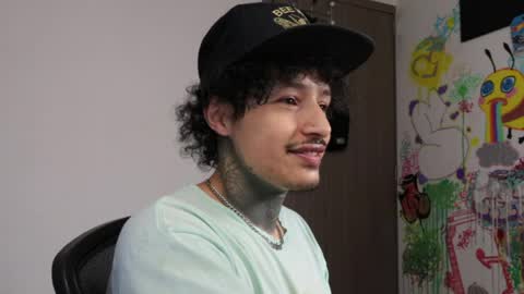 - trieone online show from April 5, 2:57 pm