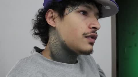 - trieone online show from November 20, 4:12 am