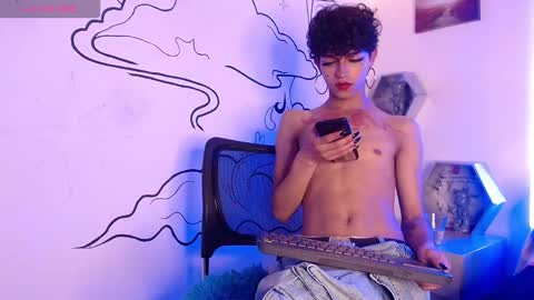 trinity_knox online show from November 19, 6:52 pm