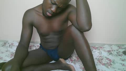 Tris6 online show from November 7, 1:03 pm