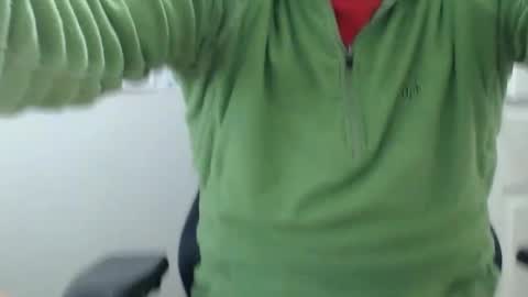 troilist online show from October 31, 6:00 pm