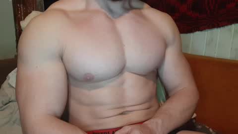 Snapshot of troncq chatting on February 20, 6:28 am Troncq online show from February 20, 6:28 am