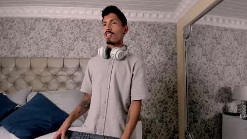 Turner online show from April 16, 3:39 am