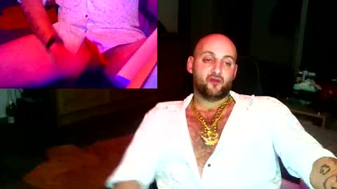 Snapshot of twardyidlugi chatting on December 31, 12:00 am twardyidlugi online show from December 31, 12:00 am