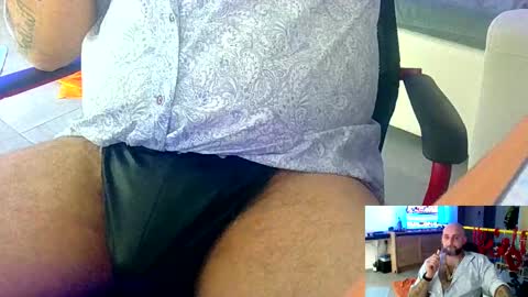 Snapshot of twardyidlugi chatting on January 24, 9:28 am twardyidlugi online show from January 24, 9:28 am