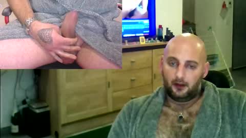 Snapshot of twardyidlugi chatting on November 1, 1:20 am twardyidlugi online show from November 1, 1:20 am