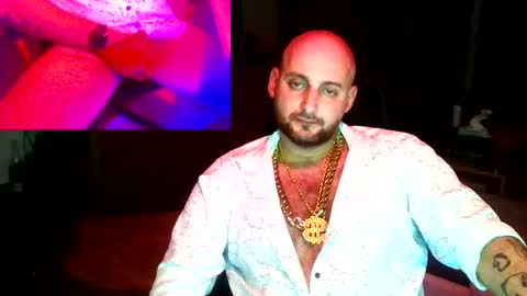 Snapshot of twardyidlugi chatting on January 1, 12:53 am twardyidlugi online show from January 1, 12:53 am