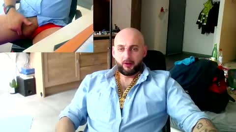 Snapshot of twardyidlugi chatting on January 15, 9:56 am twardyidlugi online show from January 15, 9:56 am