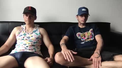 Derrick online show from February 16, 8:11 pm